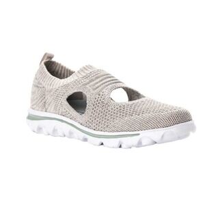 Propet Propet Womens Travelactive Avid Light Grey Knit Slip On Sneakers  6 NEW